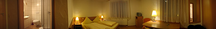 Zimmer 23 im Hotel Bayrischer Hof, Crailsheim; Bild größerklickbar